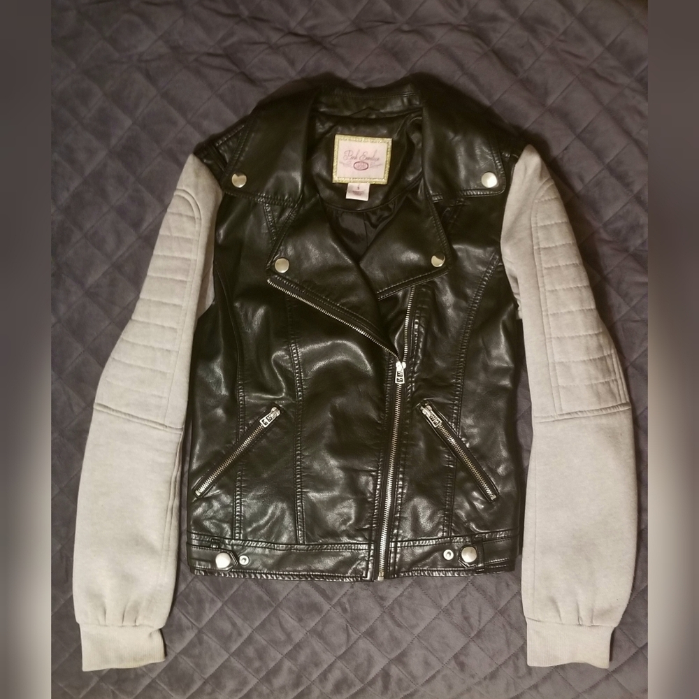 Jacket - Picture 4 of 4